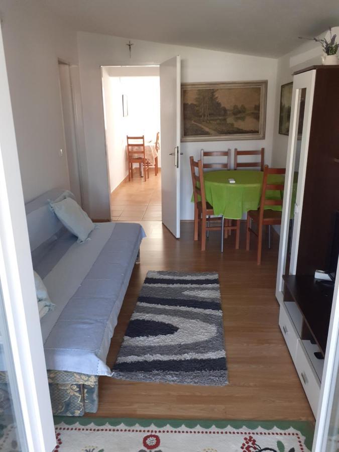 Apartman Vir-Miljkovica Buitenkant foto